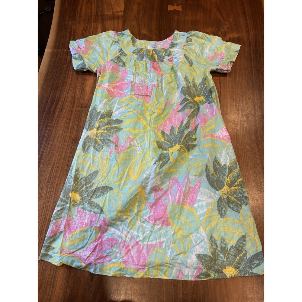Vintage Sears Hawaiian Dress Size Med 70s Floral 100% Cotton
